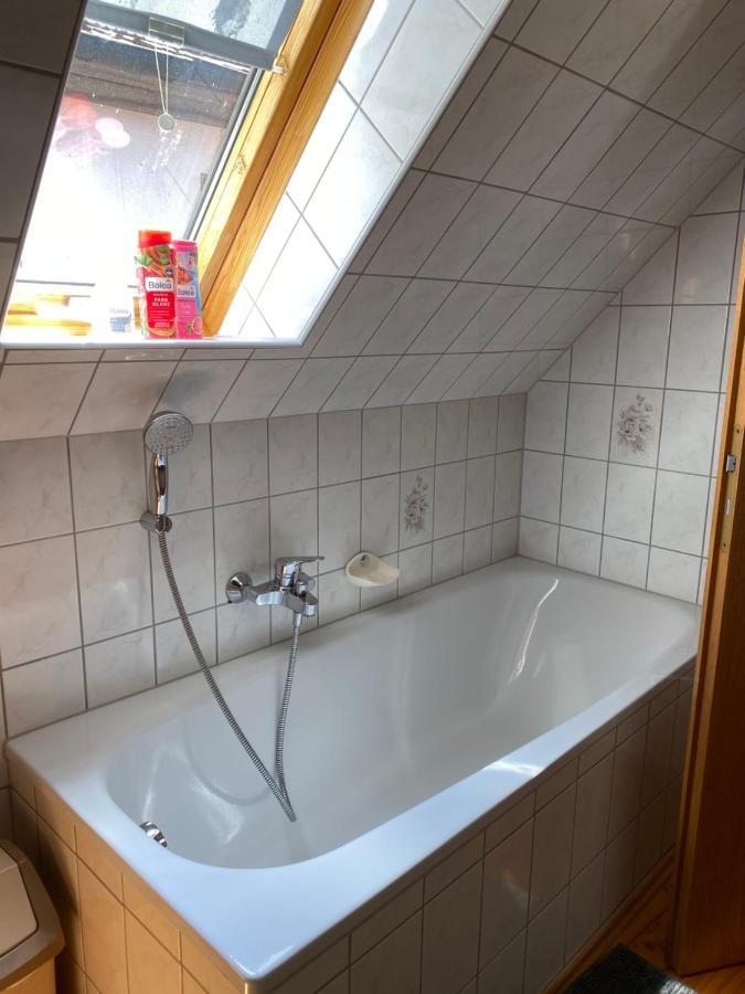 Ferienwohnung Wohlsein Frickenhausen am Main Bagian luar foto