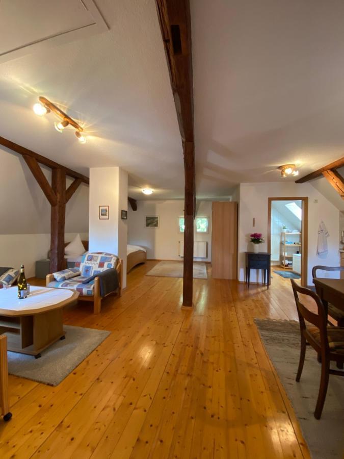 Ferienwohnung Wohlsein Frickenhausen am Main Bagian luar foto